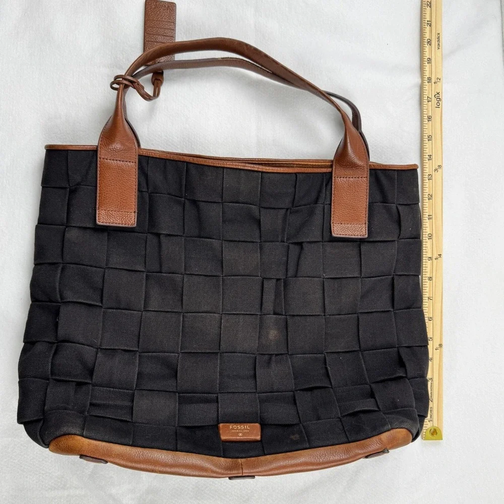 Fossil Woven Canvas Tote Bag Black Brown Leather Trim Shoulder Bag Key Fob